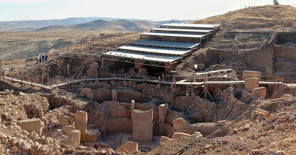 Göbekli Tepe 2025: Biomolecular Clues to a Neolithic Ritual World
